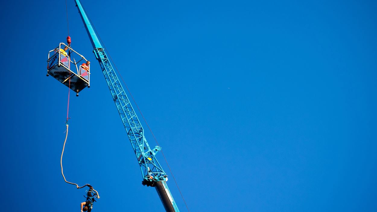 bungee-jumping-174787.jpg