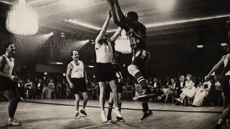 The Harlem Globetrotters play in the Ball Room at the Grosvenor House during the 1963 Presidents Ball.jpg